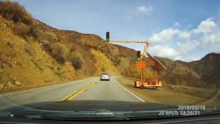 Sunday drive up Hwy 33 in Ojai Ca to see the damage of the ThomasFire [upl. by Gibbeon]