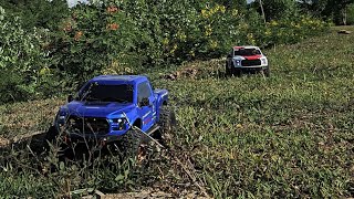 Ford Raptor F150 VS Ford Raptor F150 Cragsman Scale 18 offroadcar 4x4rcscaleaction offroad [upl. by Seuqram54]