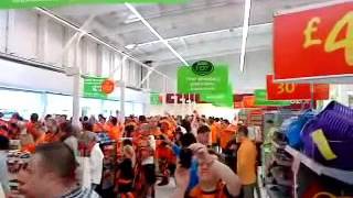 Dundee United supporters in Asda [upl. by Wilkison]