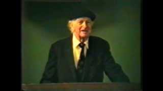 Dr Linus Pauling on Vitamin C and Heart Disease Stanford Medical School  27 Feb 92 [upl. by Kerril477]