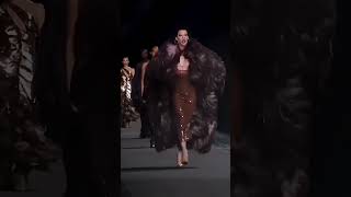 Slaying Violet Chachki 🖤❤️ runway fashion violet [upl. by Whitby]