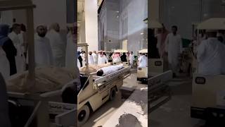 Ae kash madine me mujhe maut un aaye allah viralshort short makkah live [upl. by Bigford]