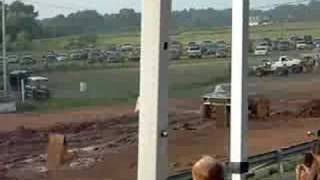 Kingsdale Mud Bog July 19 2008 Class AG  quotGone Milkinquot Truck [upl. by Datnow]