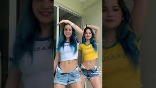 Maria Nicolly e Maria Emanuelly dançando tiktok famosos [upl. by Evvy167]