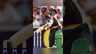 Abdul Razzaq cricket story [upl. by Anaejer]