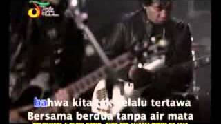 Ungu  Hakikat Cinta Karaoke Original Clip Live [upl. by Pitchford68]