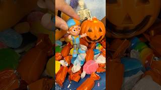 54321 Its HALLOWEEN 🎃 Count all of Blippis Candy 🍭 blippi shorts [upl. by Ymar]