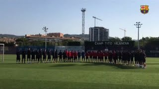 Attacco Barcellona minuto di silenzio dei giocatori del Barça [upl. by Bonnette]