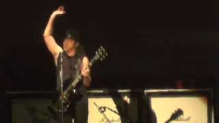 ☆ Daron Malakian playing air guitar at Needles Live  Arena Concerti Fiera Milano Rho HD [upl. by Ojytteb]