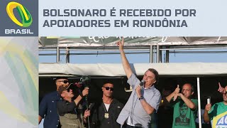 Bolsonaro é recebido por apoiadores em JiParaná em Rondônia [upl. by Laertnom]