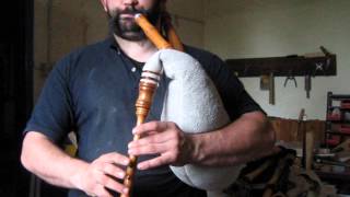 cornamusa medievale  medieval bagpipe  1 drone [upl. by Adaval908]