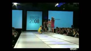 Models Falling Down on the Runway part 1 [upl. by Teri818]