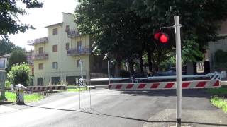 Passaggio a livello di via Gramsci  Brisighella RA  Level Crossing  Passage à niveau [upl. by Tillio]