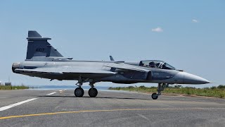 Novo Gripen realiza primeiro voo no Brasil [upl. by Pat]