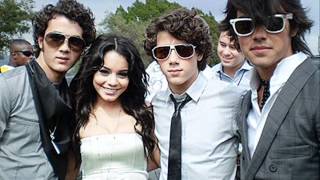 Jonas Brothers ft Vanessa Hudgens but only in the photo  When you look me in the eyes [upl. by Rotciv]