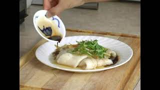 Garnishing the Chinese Steamed Fish Fillet [upl. by Lukin]