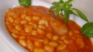 Fagioli con sugo di salsiccia [upl. by Ycnaf]