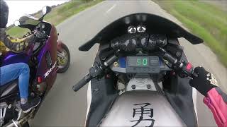 2000 zx12r vs 1999 gsx1300 [upl. by Vyse]