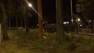 PM entra na UFMG e atira bombas contra estudantes [upl. by Cornela]