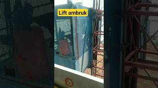 Lift gondola ambruk proyekcinere [upl. by Yseult]