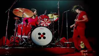 The White Stripes  Seven Nation Army TraduçãoLegendado [upl. by Gatias]