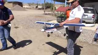 Vuelo de Avion RC Trainer 10cc OS [upl. by Ilah545]