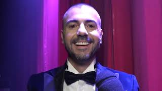 Gianni Fiorellino al Teatro Troisi con “One man Christmas Show” [upl. by Nodnart]