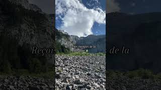 Reçois les énergies de la montagne 🏔️ shaman chaman chantintuitif relax healingvoice [upl. by Aicirtan]