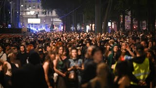 Tag der Arbeit Walpurgisnacht in Berlin verläuft weitgehend friedlich [upl. by Conn452]