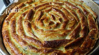 Baklavalık Yufkadan Ispanaklı Börek  Hamur İşleri [upl. by Rekoob419]