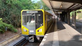 UBahn Berlin  Der Bahnhof Podbielskiallee [upl. by Pryce552]