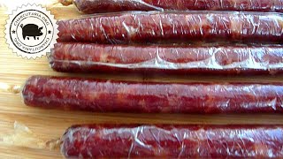 Salaminho caseiro em 3 dias receita de salame charcutaria artesanal salame caseiro passo a passo [upl. by Cosme]