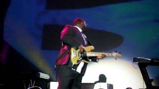 Brian McKnights bass guitaristhilarious [upl. by Mable]