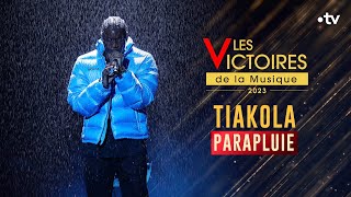 Tiakola  Parapluie Live Victoires 2023 [upl. by Ahsanat790]