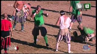 Calcio storico fiorentino 2015  FINALE  BIANCHI VERDI 24062015 [upl. by Ynafets754]