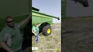 MY25 John Deere S7 800 Combine Walkaround [upl. by Ike680]