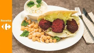 Falafels de betterave avec pain pita et salade iceberg [upl. by Belva]