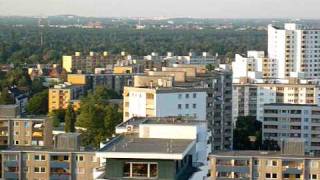 Blick vom Hochhaus über die südliche Gropiusstadt in BerlinNeukölln [upl. by Nahgaem784]