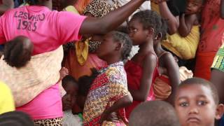 République centrafricaine  Protéger les enfants contre 8 maladies [upl. by Led882]