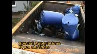 Mobile MampJ EtaPreShred 4000 waste shredder in action  shredding drums [upl. by Sefton]