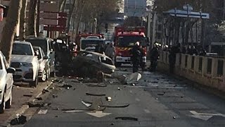 Trois morts dans un accident de voiture sur la N 13 à RueilMalmaison [upl. by Lleuqar]