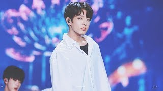 171202 멜론 뮤직 어워즈 봄날 정국 직캠 MMA BTS JUNGKOOK FOCUS [upl. by Kehr]