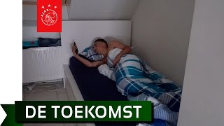 De Toekomst Vlog 2 Het debuut van Nouri [upl. by Nelleoj]