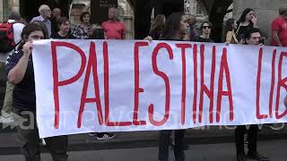 Centinaia proPalestina in piazza a Milano quotIsraele governo fascistaquot [upl. by Googins]