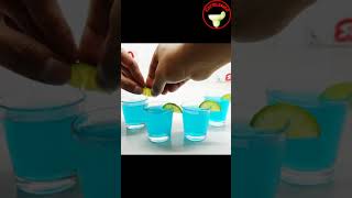 Camikaze Azul  Cocteles con Vodka  Cocteleando [upl. by Aitsirk109]