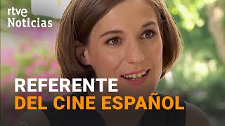 CARLA SIMÓN La DIRECTORA gana el PREMIO NACIONAL de CINEMATOGRAFÍA 2023  RTVE Noticias [upl. by Merc]