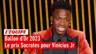 Ballon dOr 2023  Vinicius Júnior Real Madrid remporte le prix Socrates du footballeur engagé [upl. by Wes]