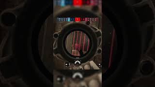 Why Does My Aim Dissappear On Me 😭 rainbowsixsiege r6s r6 rainbowsixsiegeclips [upl. by Ahnavas689]