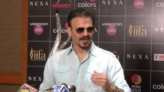 OMG Vivek Oberoi AVOIDS question on Salman Khan [upl. by Suiramaj950]