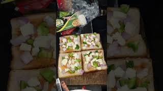 Bread pizza🤤 recipe in home trending video [upl. by Htrahddis684]